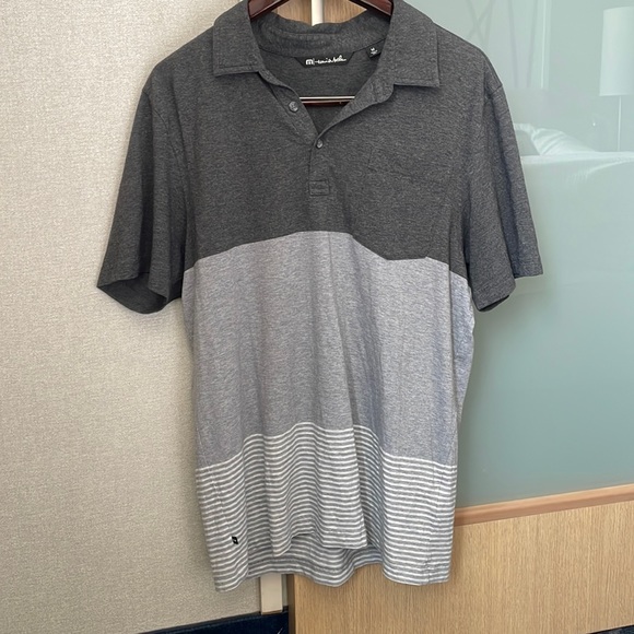 Travis Mathew Gray Stripes Mens Polo Golf Shirt with Pocket - Picture 2 of 7